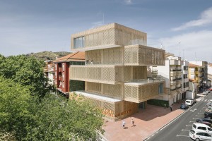 Losada-García-Arquitectos-.-Cultual-Center-La-Gota-–-Tabacoo-Museum-.-Navalmoral-de-la-Mata-1-1200x800